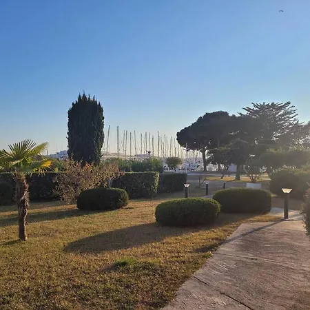 Spacieux Rez De Jardin Vue Sur Port De Plaisance * Le Grau-du-Roi