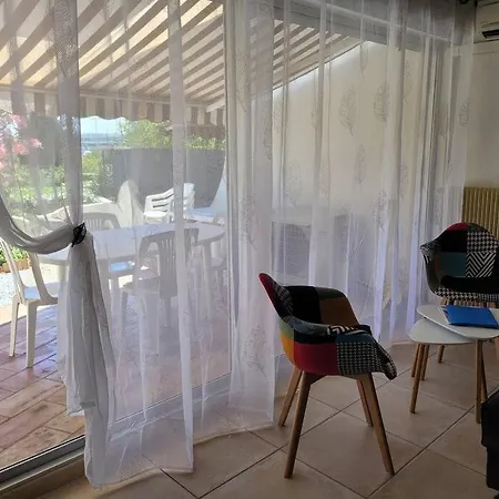 Apartmán Spacieux Rez De Jardin Vue Sur Port De Plaisance Le Grau-du-Roi