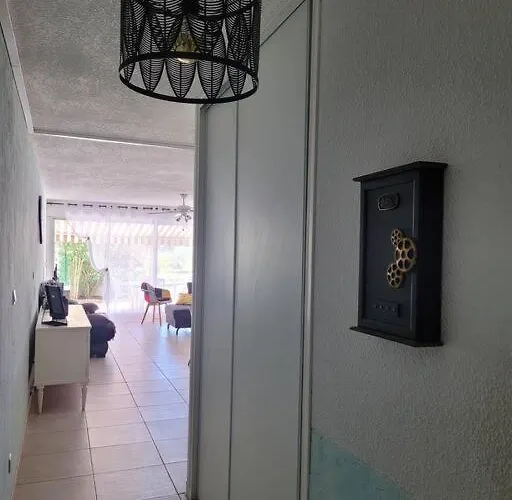 Spacieux Rez De Jardin Vue Sur Port De Plaisance Ле-Гро-дю-Руа